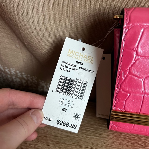 NWT MICHAEL MICHAEL KORS Croco Embossed Mona Large E/W Clutch in Camila Rose - Picture 7 of 11